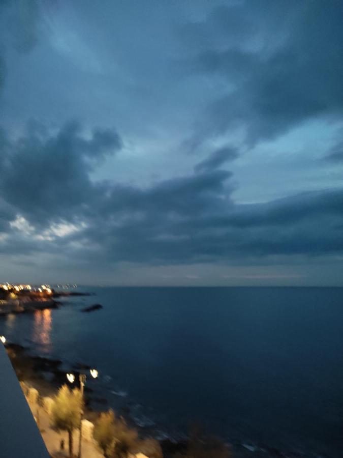 Vento Di Bolina Bed and Breakfast Giovinazzo Eksteriør billede